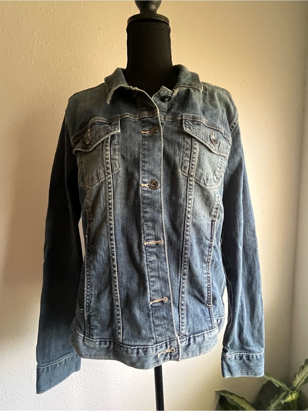Liz Claiborne Blue Denim Button-Front Jacket
